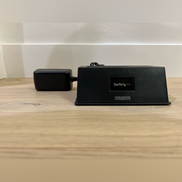 StarTech.com Single Bay USB 3.0 to SATA Hard Drive Docking Station, USB 3.0 - Picture 4 of 7